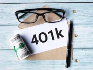 Read more about the article Difference Between a Traditional 401(K) and a Roth 401(K)