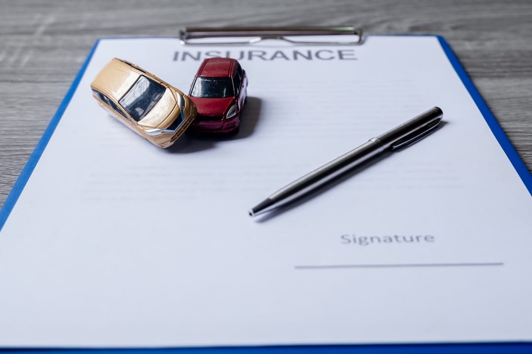 You are currently viewing 7 Genius Tips For Lowering Your Car Insurance Costs