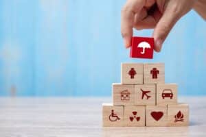 Read more about the article Bundling Insurance: 7 Ways Combined Insurance Can Benefit You