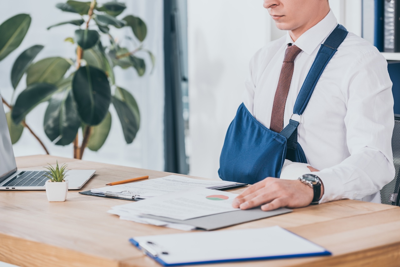 You are currently viewing Workers’ Comp Injuries Explained: What’s Covered and What’s Not
