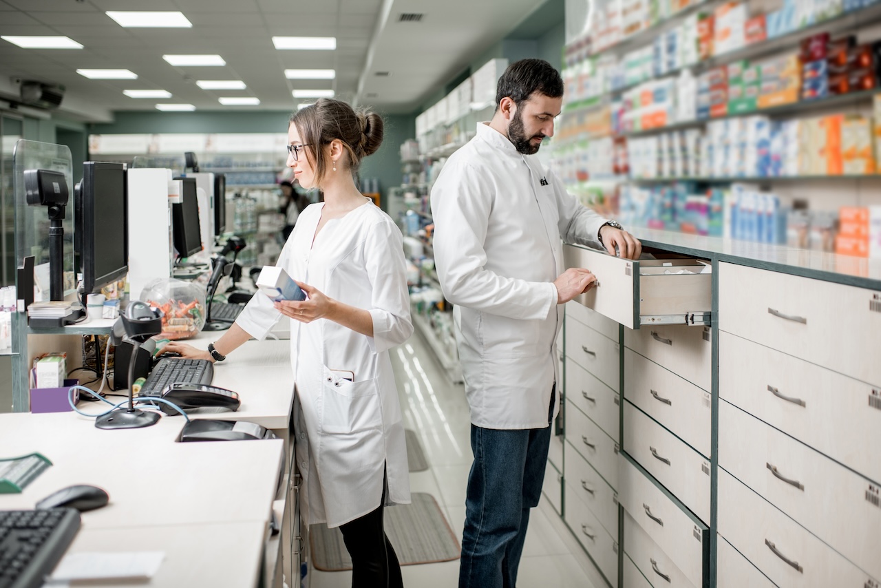 Read more about the article 5 Major Risks Pharmacies Face and the Insurance That Covers Them